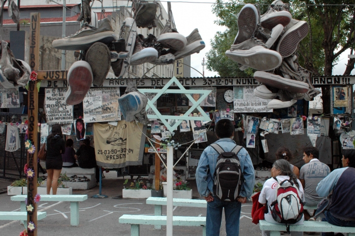 Memorial víctimas de discoteque Cromagnon, Once, Buenos Aires.