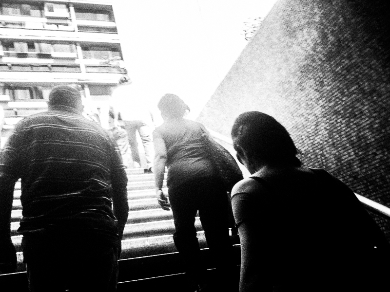 Escalera de salida, metro Universidad Catolica(9)