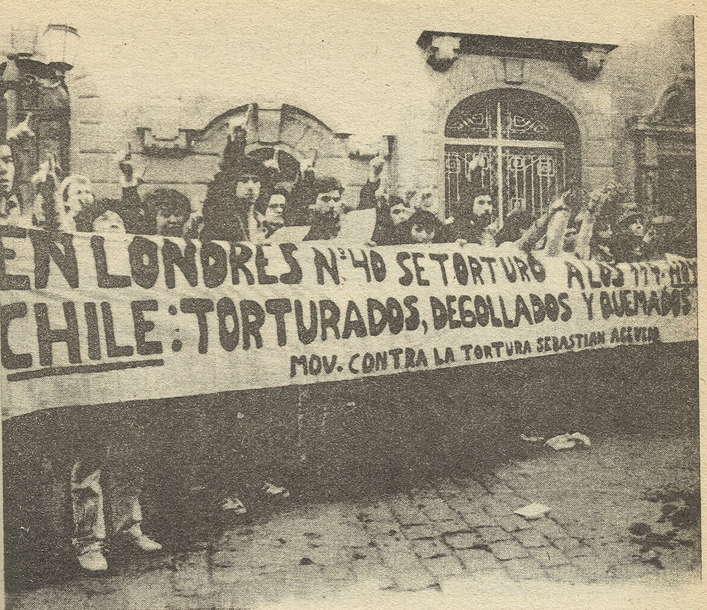 Figura 3. Movimiento Sebastián Acevedo Londres, Narvaez 1986. Pie de foto: “Denuncia de casa de torturas Londres 38, Movimiento Sebastián Acevedo, 1984c”