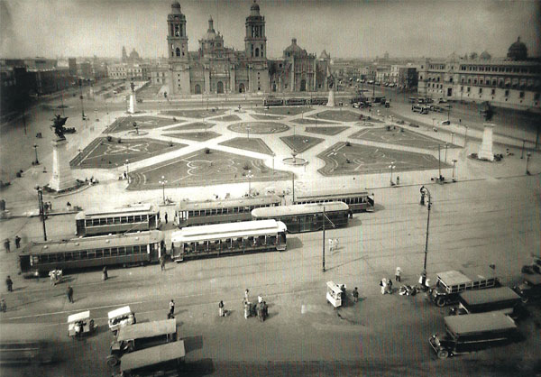 zocalo1926A